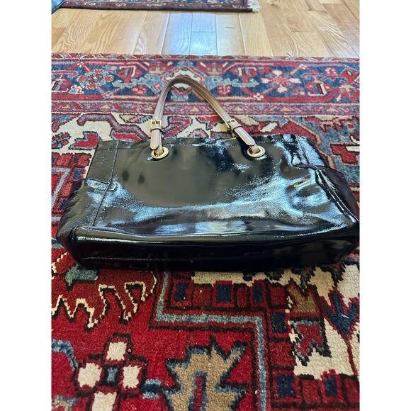 Michael Kors Black Patent Leather Small Tote Style Handbag - Picture 2 of 6